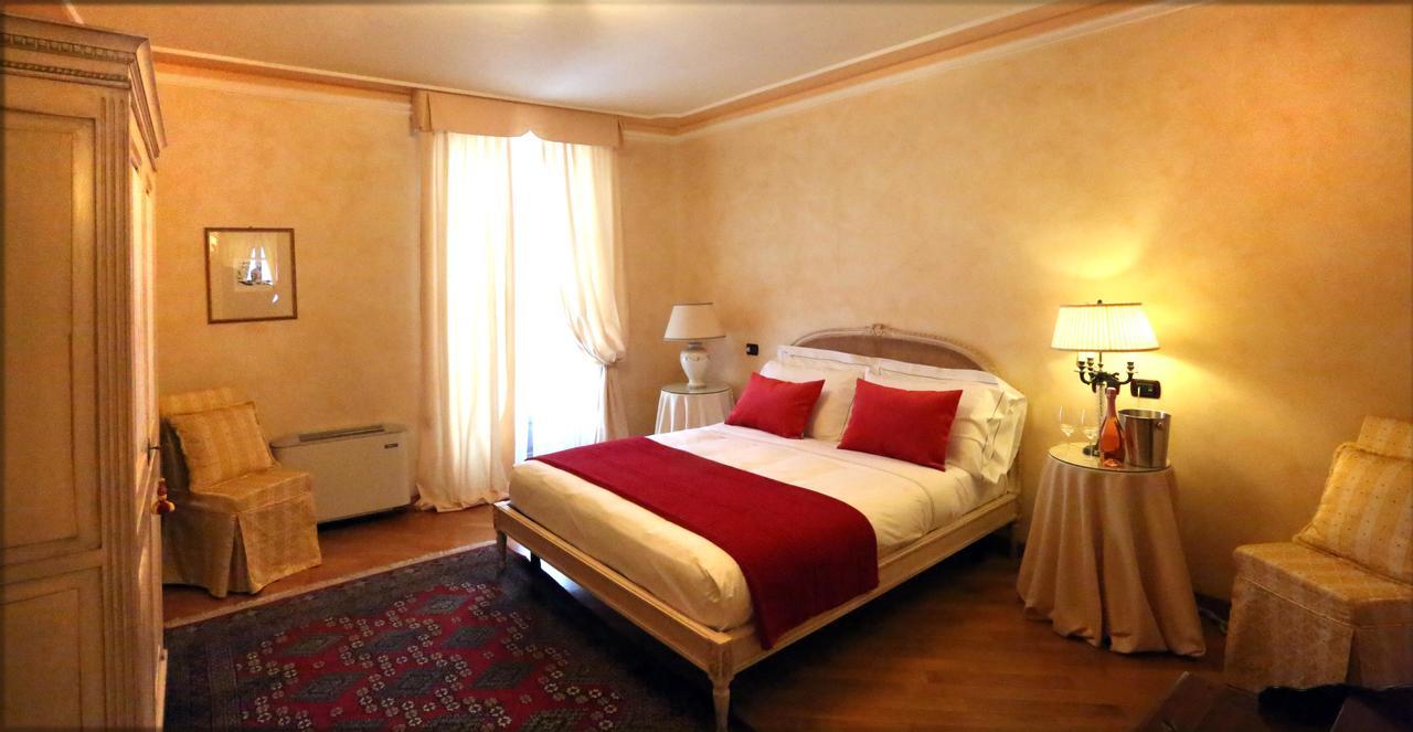 Albergo Castiglione Langhe Castiglione Tinella Exterior photo